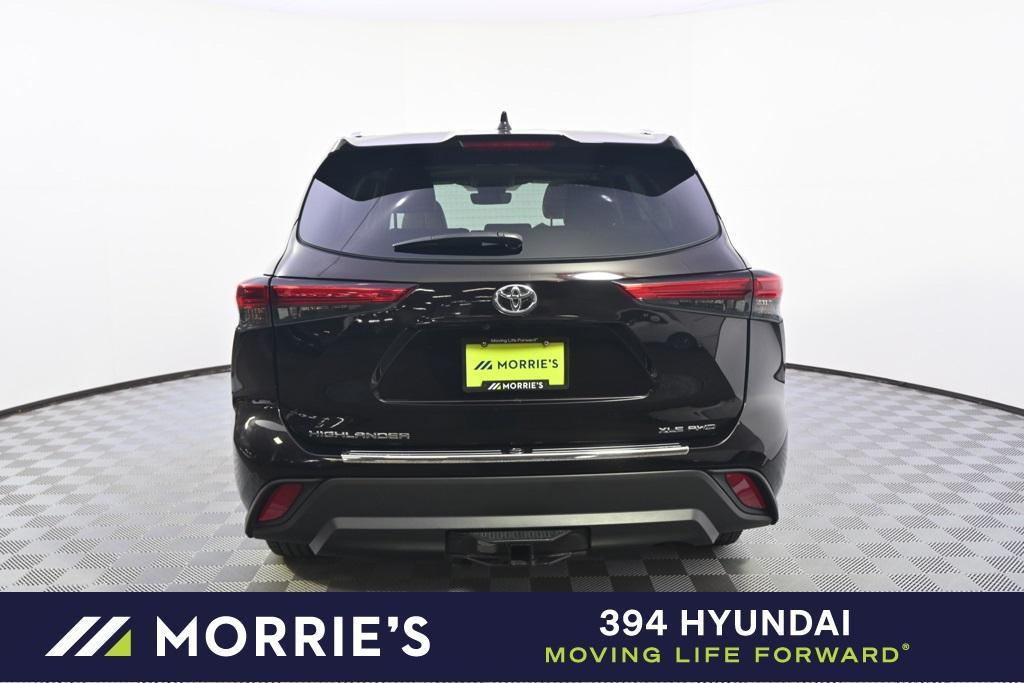 used 2020 Toyota Highlander car, priced at $29,999