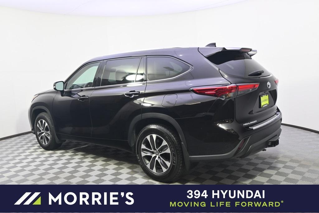 used 2020 Toyota Highlander car, priced at $29,999