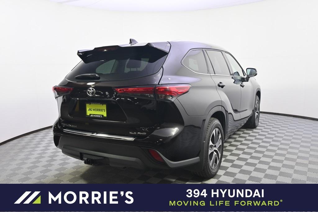 used 2020 Toyota Highlander car, priced at $29,999