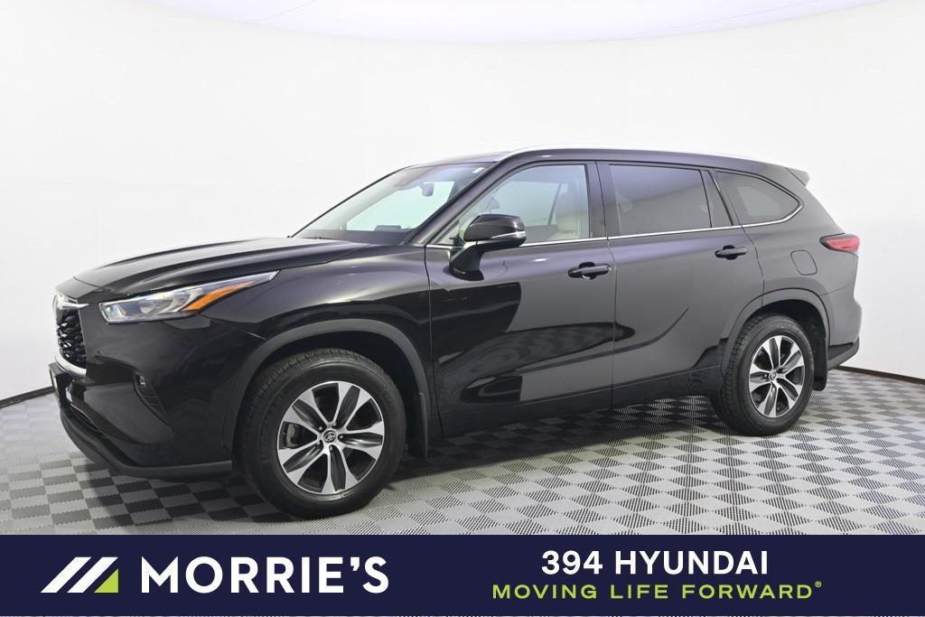 used 2020 Toyota Highlander car, priced at $29,999