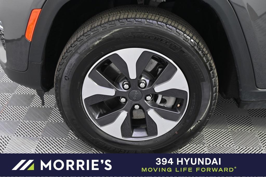 used 2023 Jeep Grand Cherokee 4xe car, priced at $31,386