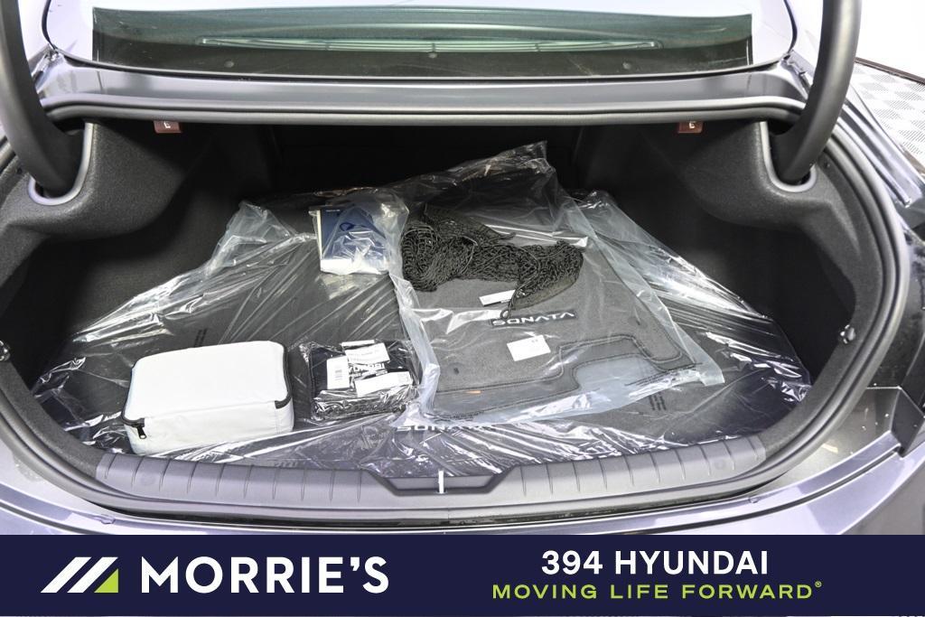 new 2025 Hyundai Sonata Hybrid car, priced at $30,678