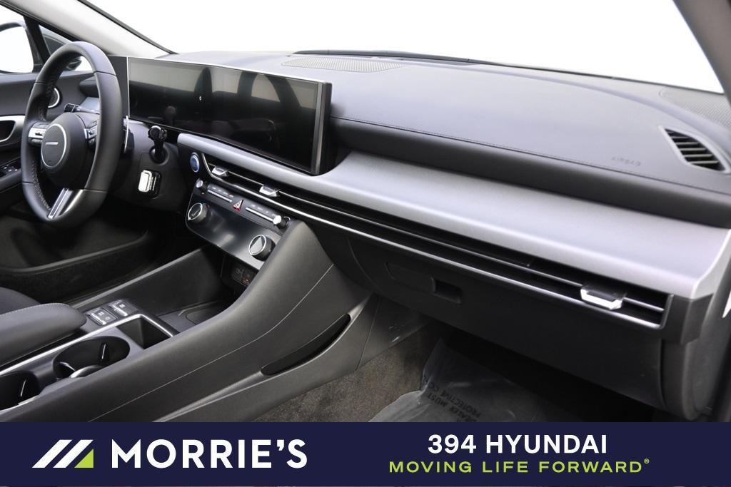 new 2025 Hyundai Sonata Hybrid car, priced at $30,678