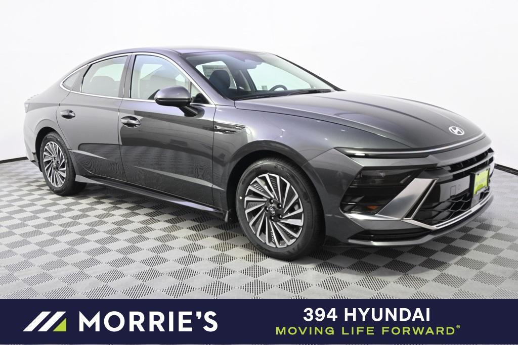 new 2025 Hyundai Sonata Hybrid car, priced at $30,678