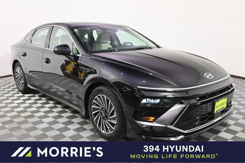 new 2025 Hyundai Sonata Hybrid car, priced at $30,738