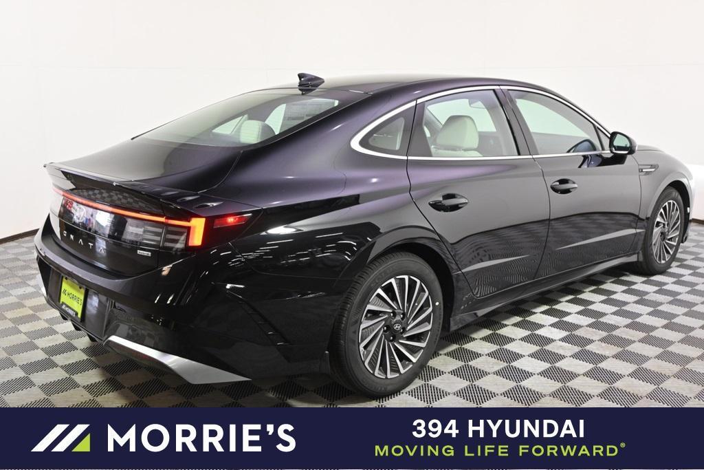 new 2025 Hyundai Sonata Hybrid car, priced at $30,738
