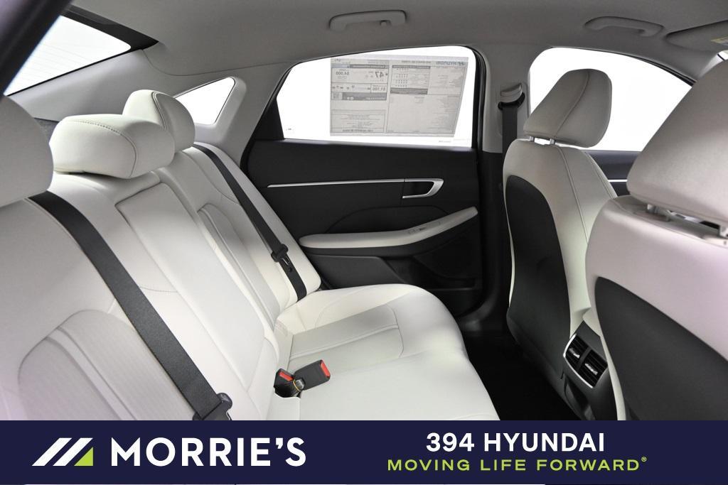 new 2025 Hyundai Sonata Hybrid car, priced at $30,738