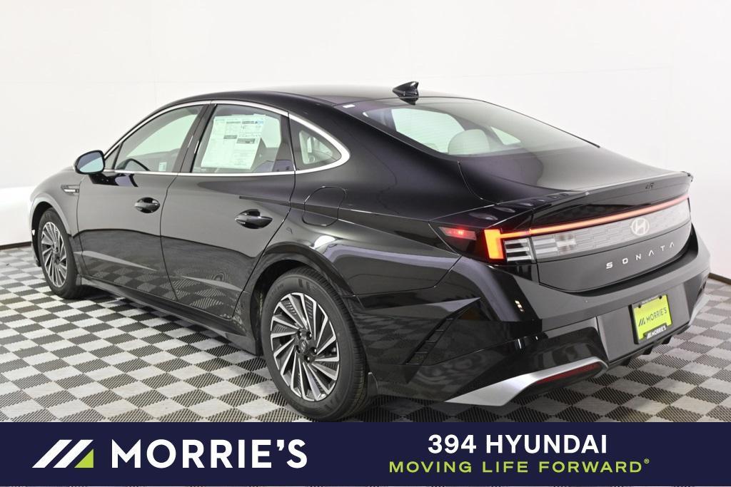 new 2025 Hyundai Sonata Hybrid car, priced at $30,738