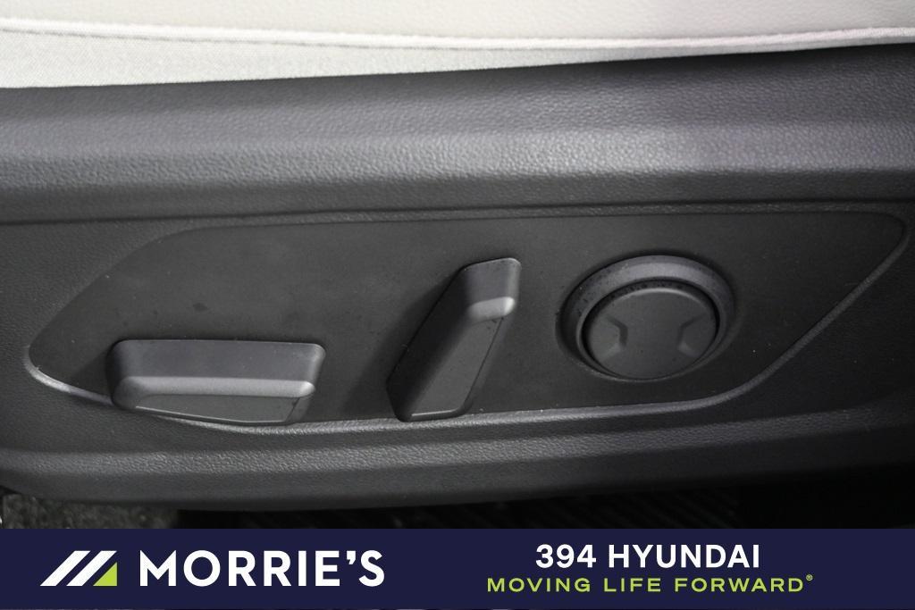 new 2025 Hyundai TUCSON Hybrid car, priced at $38,881