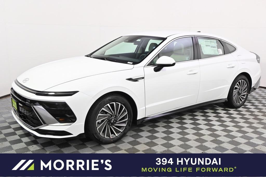 new 2025 Hyundai Sonata Hybrid car, priced at $30,896