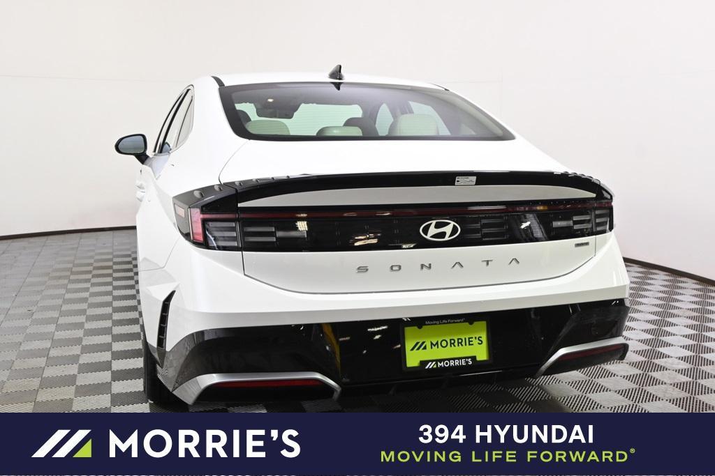 new 2025 Hyundai Sonata Hybrid car, priced at $30,896