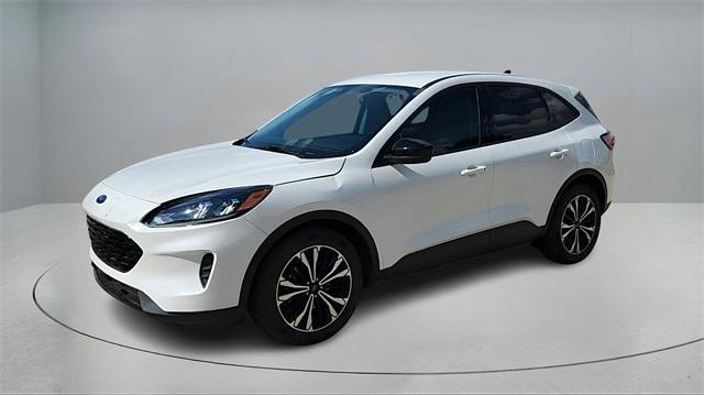 used 2022 Ford Escape car, priced at $18,499