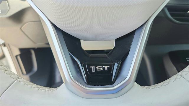 used 2021 Volkswagen ID.4 car, priced at $18,999