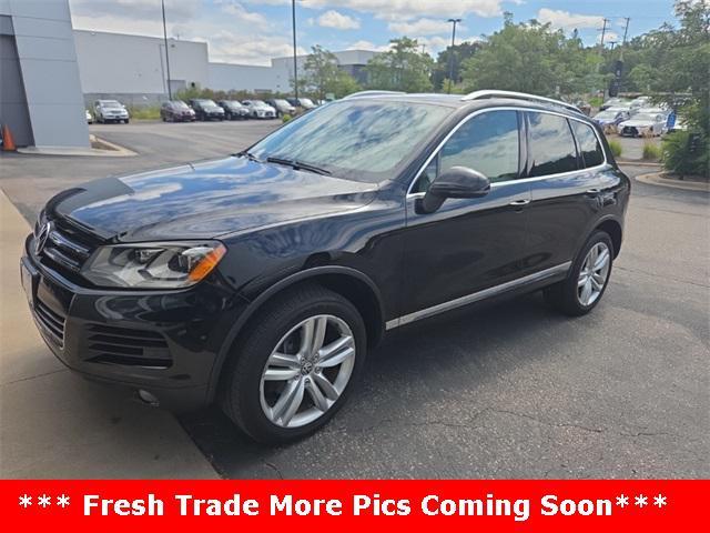 used 2014 Volkswagen Touareg car, priced at $11,999