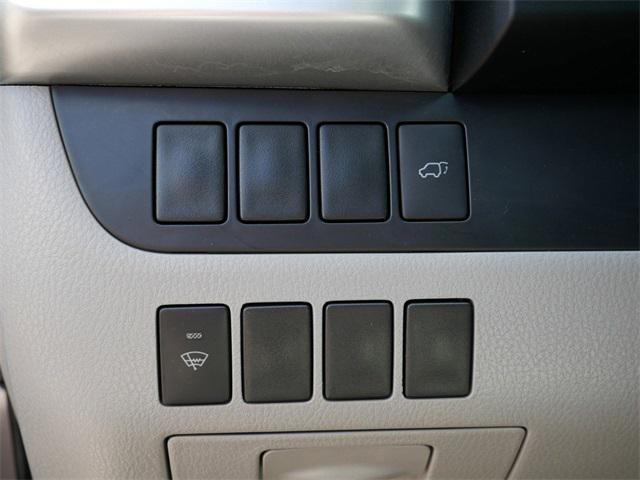 used 2015 Toyota Highlander car, priced at $18,999