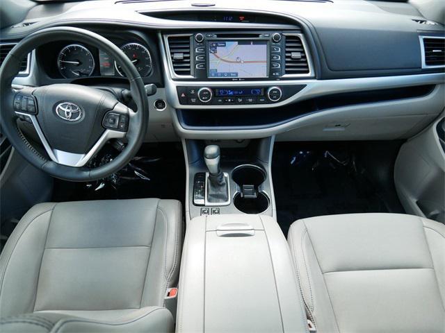 used 2015 Toyota Highlander car, priced at $18,999