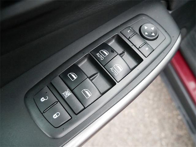 used 2019 Jeep Cherokee car, priced at $13,499