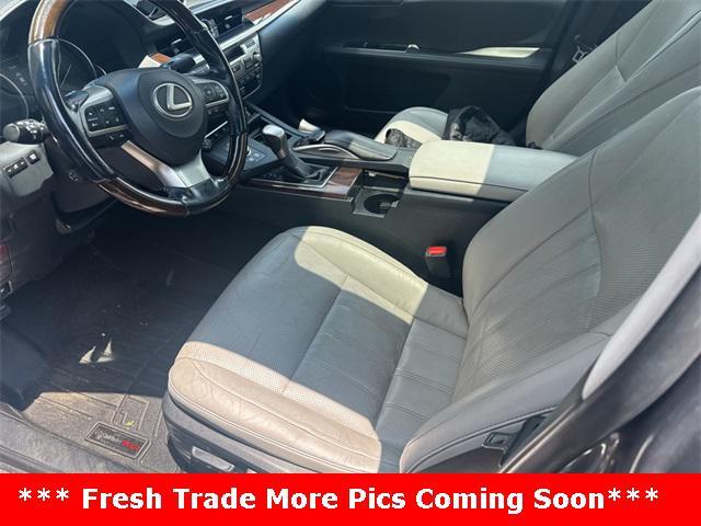 used 2016 Lexus ES 300h car, priced at $17,999
