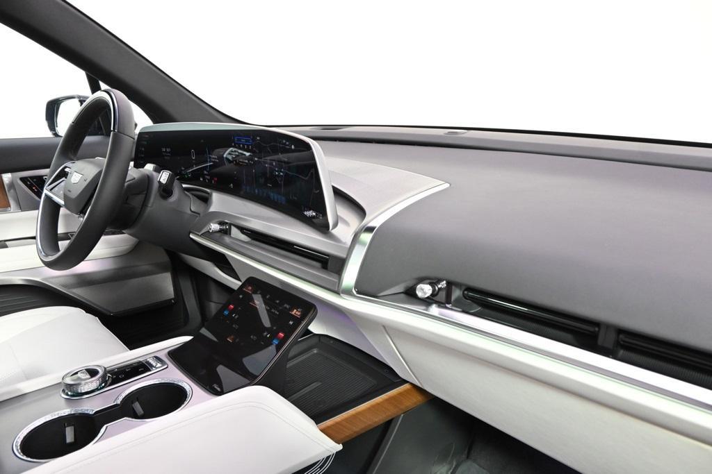 new 2026 Cadillac VISTIQ car, priced at $81,464