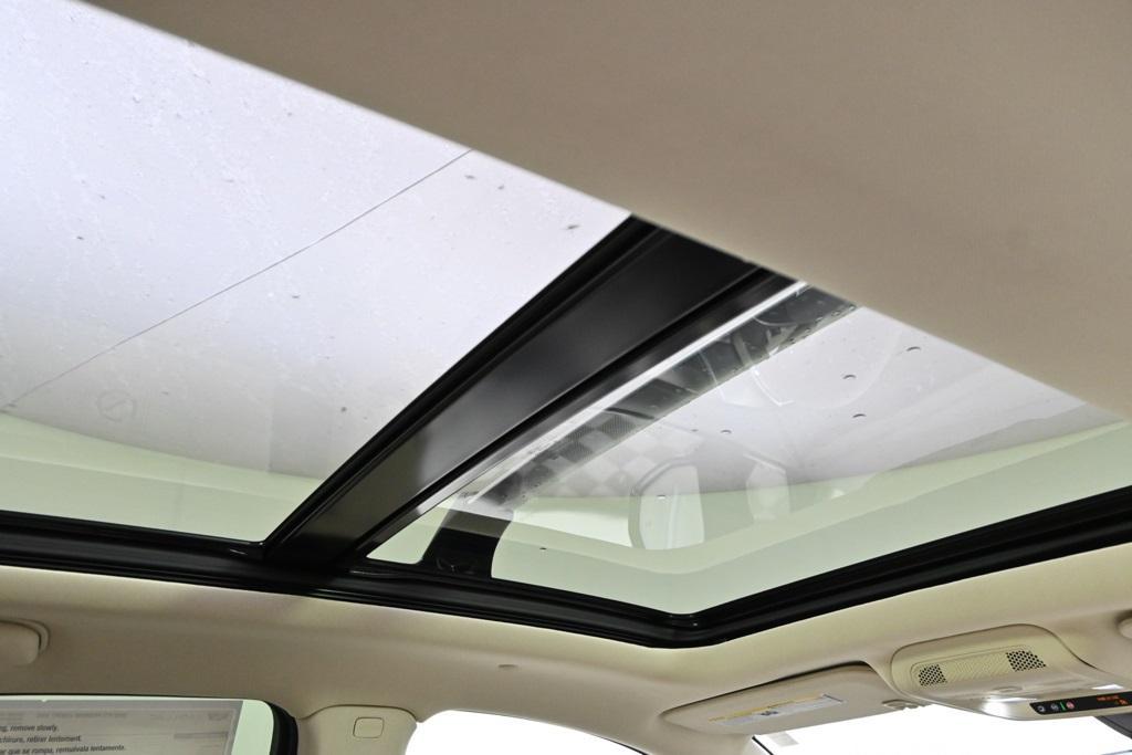 new 2025 Cadillac XT5 car, priced at $60,384