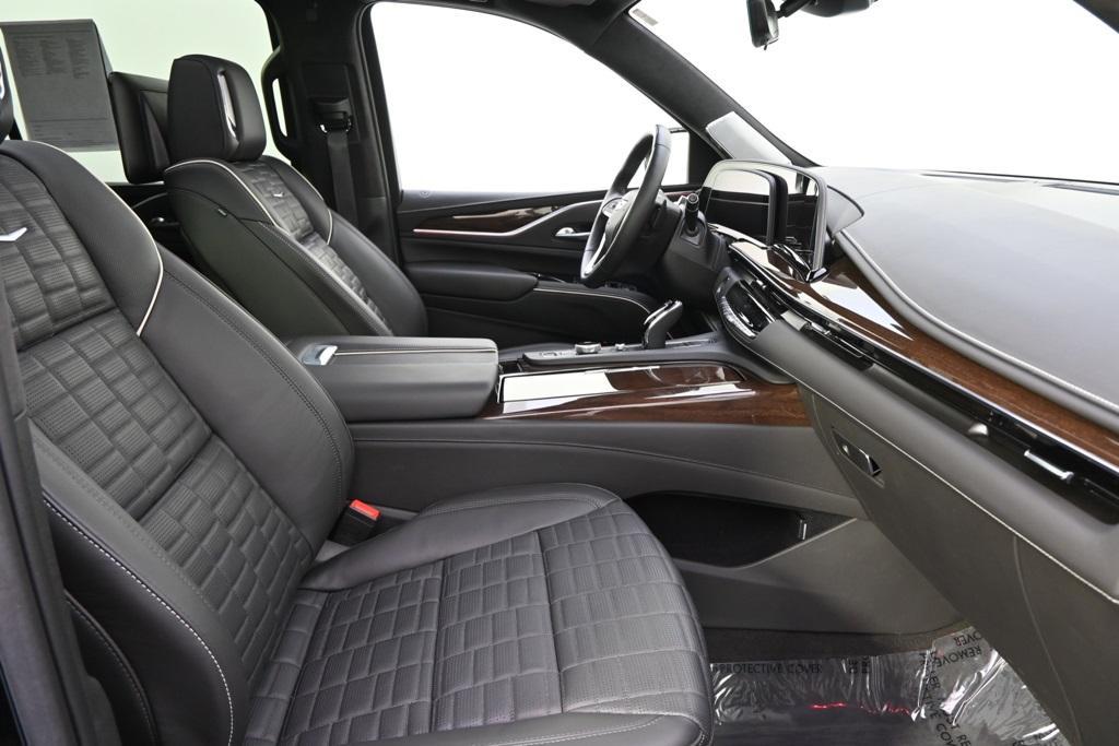 used 2022 Cadillac Escalade ESV car, priced at $84,998