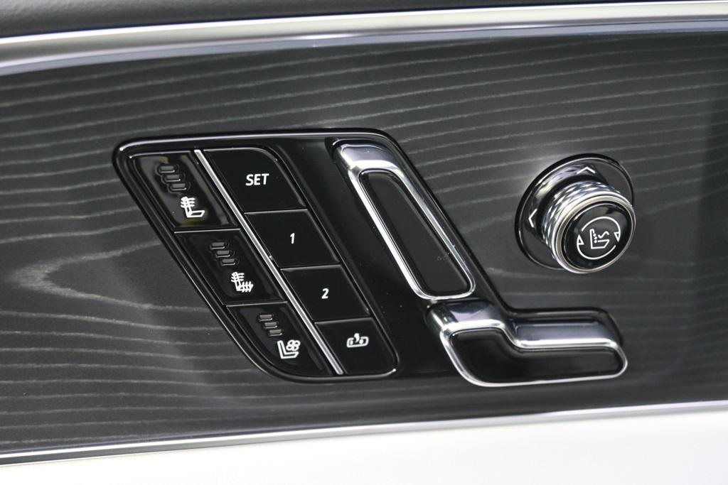 new 2025 Cadillac LYRIQ car, priced at $77,309