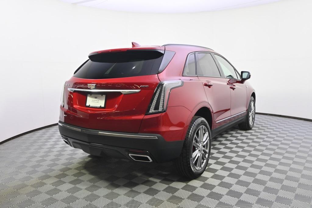 new 2025 Cadillac XT5 car, priced at $59,390