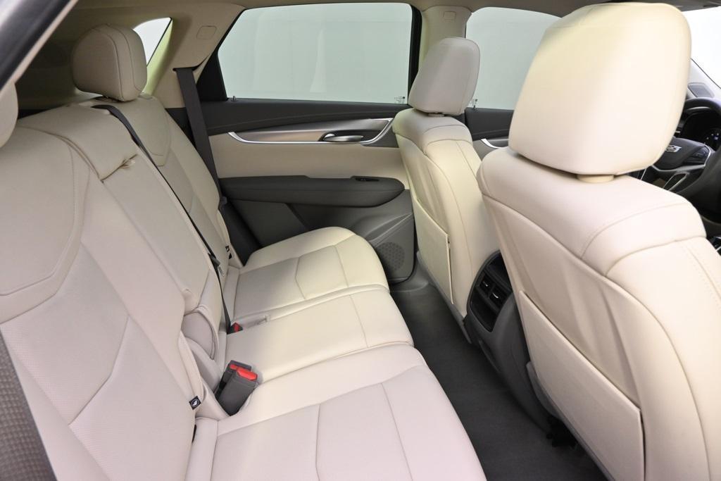 used 2023 Cadillac XT5 car, priced at $34,555