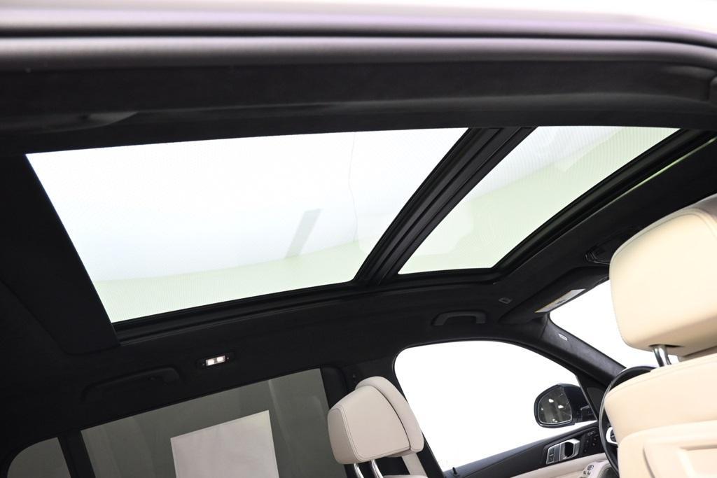 used 2021 BMW X7 car, priced at $43,998