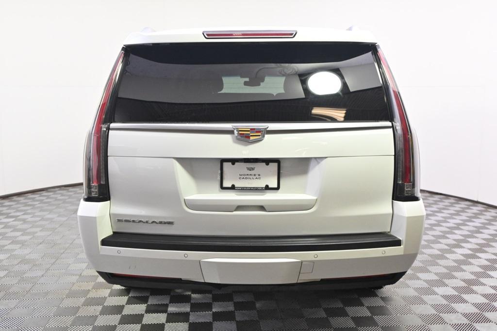 used 2019 Cadillac Escalade ESV car, priced at $27,998