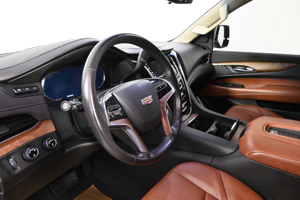 used 2019 Cadillac Escalade ESV car, priced at $27,998