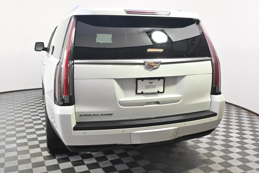 used 2019 Cadillac Escalade ESV car, priced at $27,998