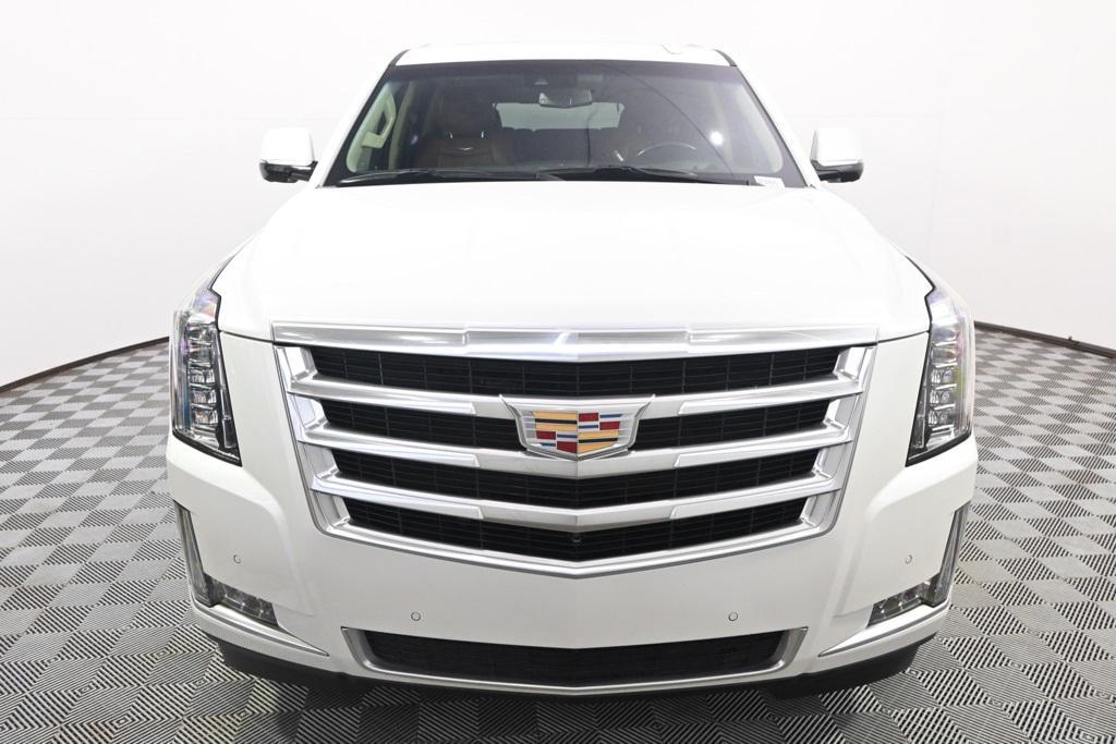 used 2019 Cadillac Escalade ESV car, priced at $27,998