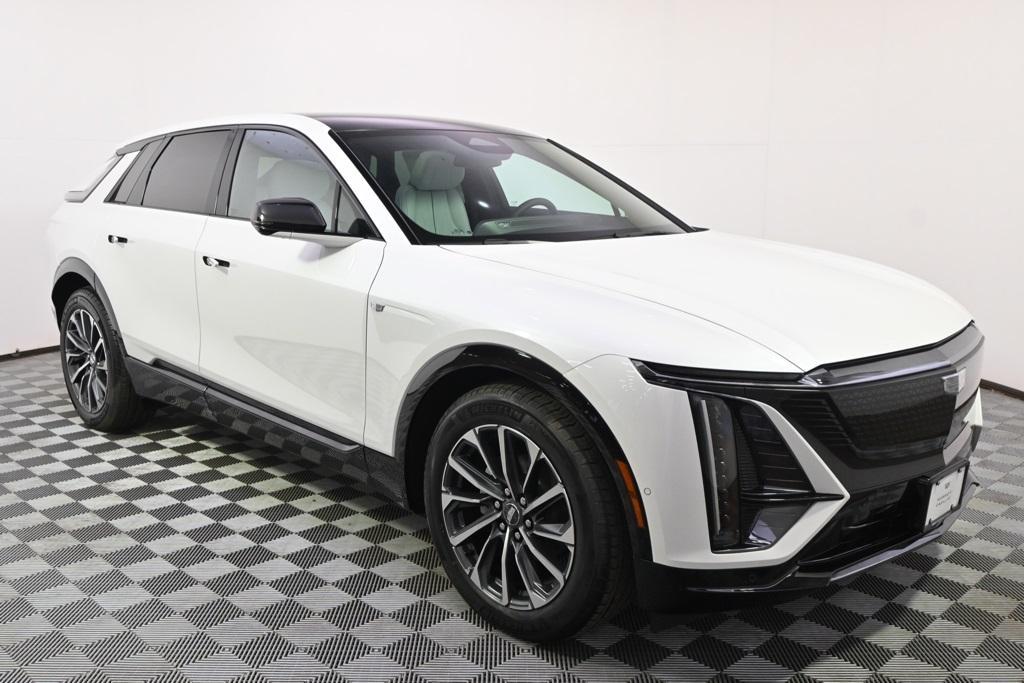 new 2025 Cadillac LYRIQ car, priced at $65,610