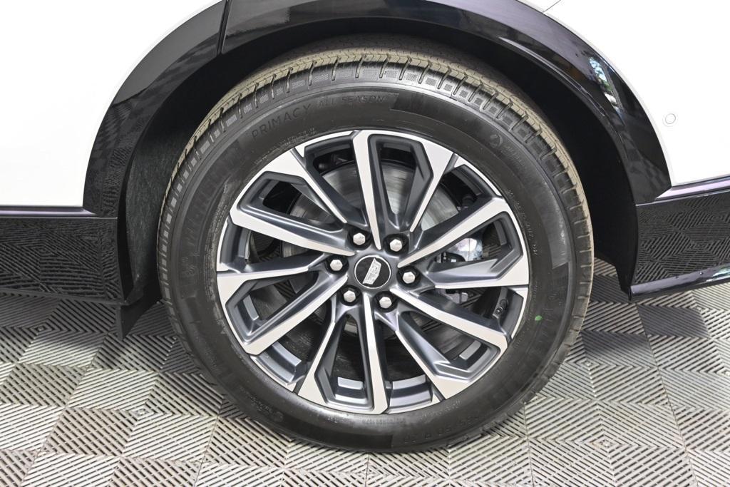 new 2025 Cadillac LYRIQ car, priced at $65,610