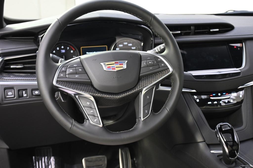new 2025 Cadillac XT5 car, priced at $64,584