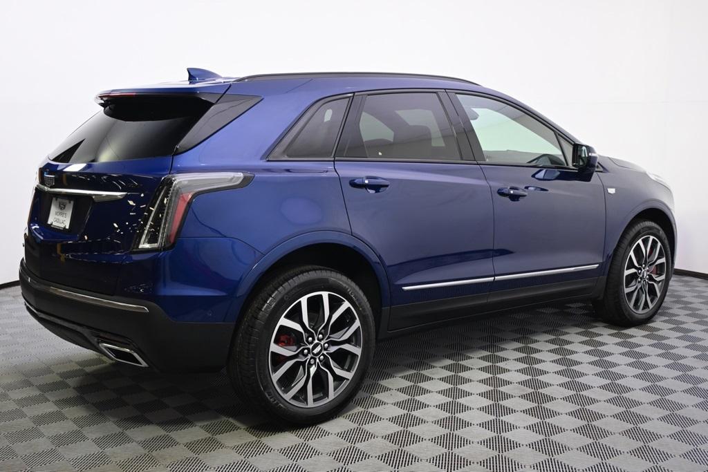 new 2025 Cadillac XT5 car, priced at $64,584