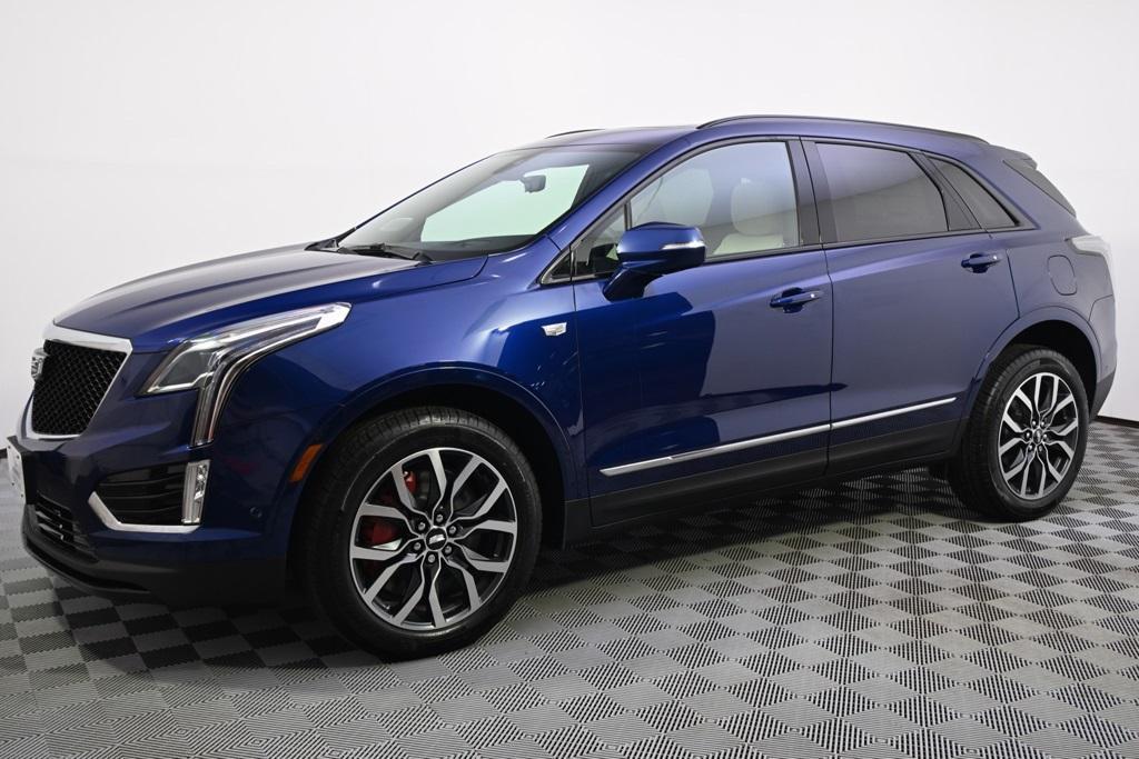 new 2025 Cadillac XT5 car, priced at $64,584
