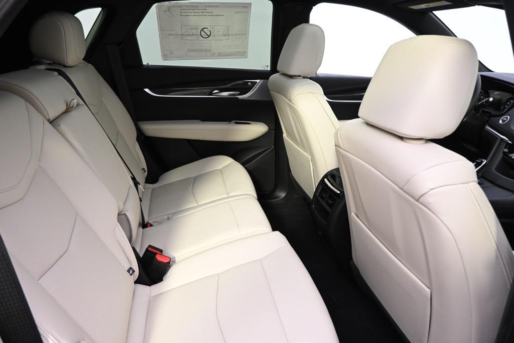 new 2025 Cadillac XT5 car, priced at $64,584