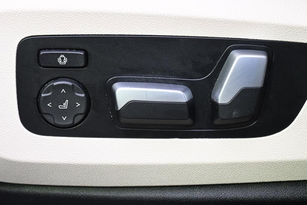 used 2021 BMW X5 car, priced at $41,998