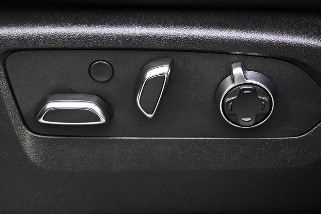 used 2023 Cadillac Escalade ESV car, priced at $82,998