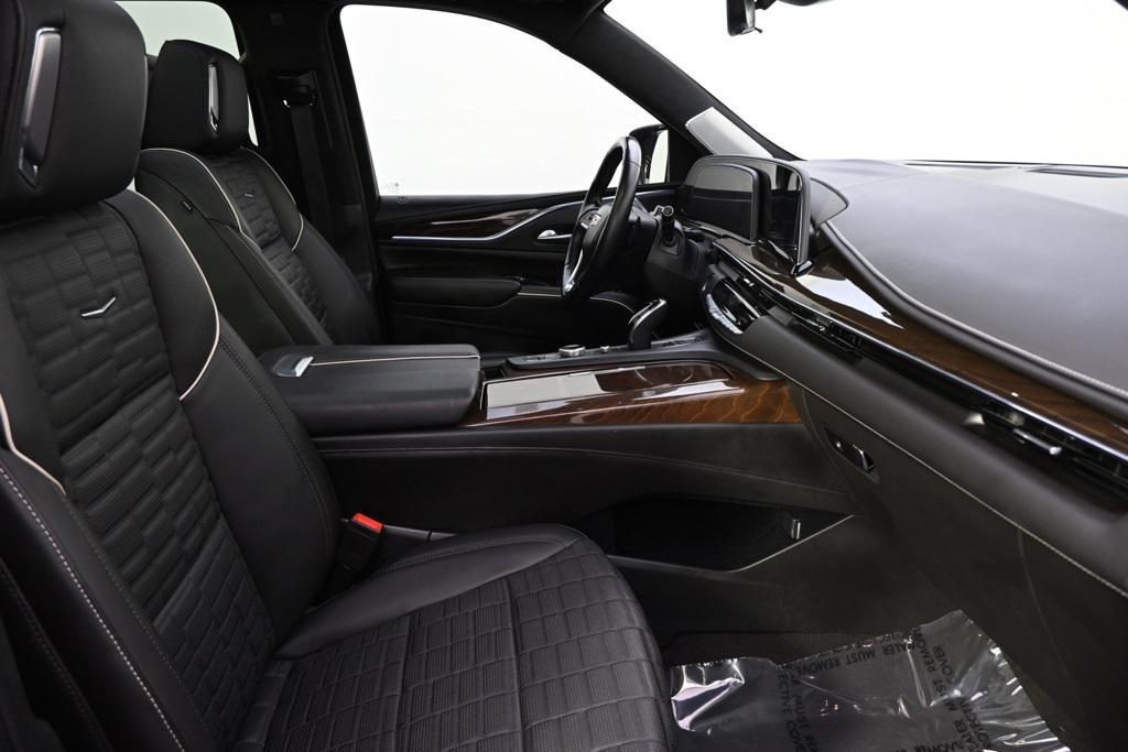 used 2023 Cadillac Escalade ESV car, priced at $82,998