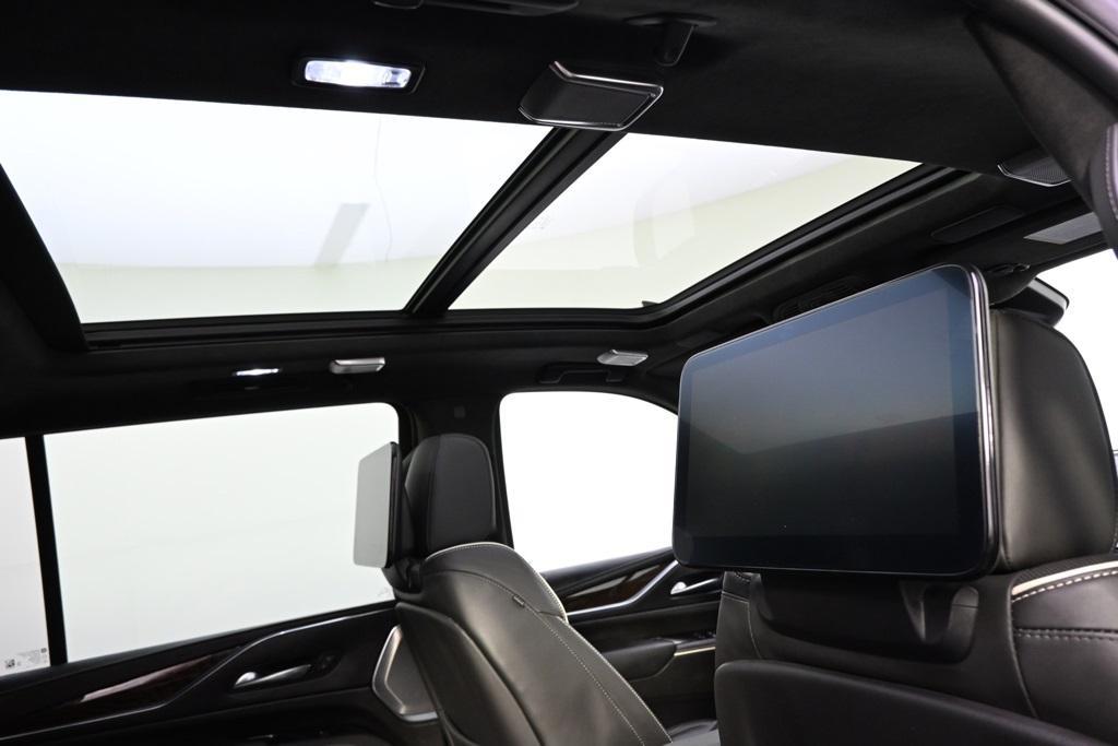 used 2023 Cadillac Escalade ESV car, priced at $82,998