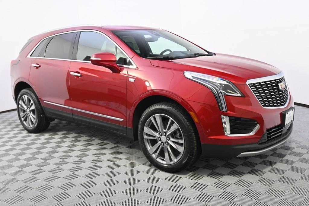 new 2025 Cadillac XT5 car, priced at $58,084