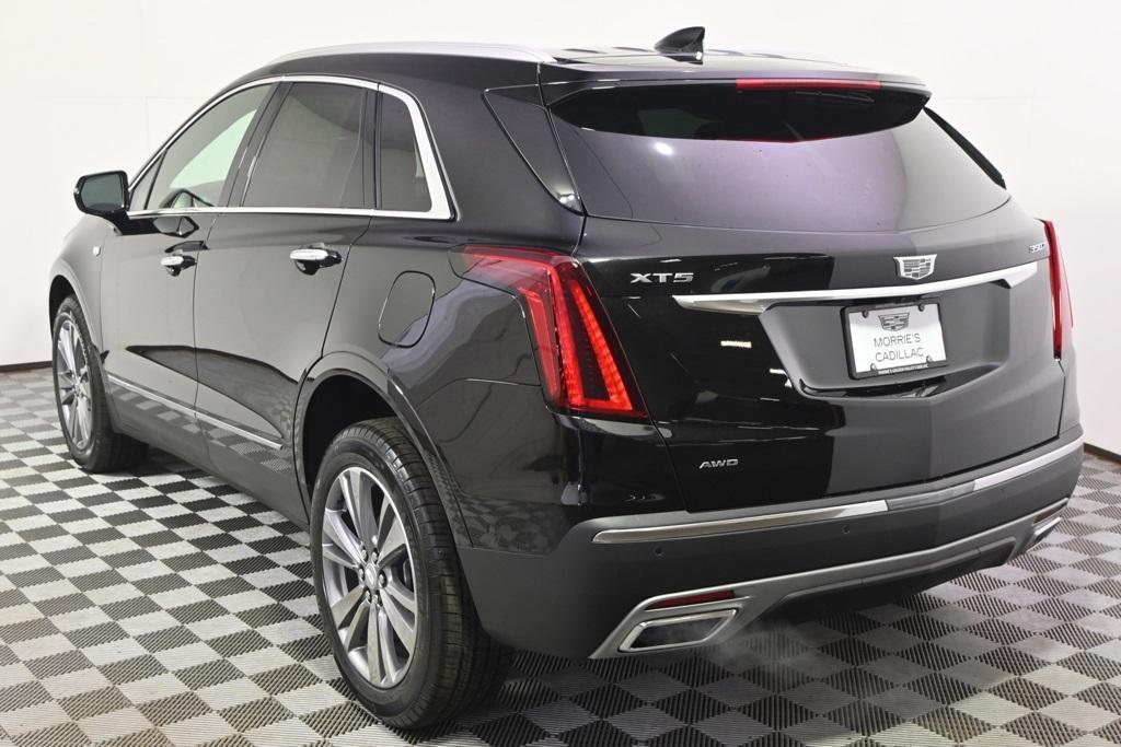 new 2025 Cadillac XT5 car, priced at $57,664