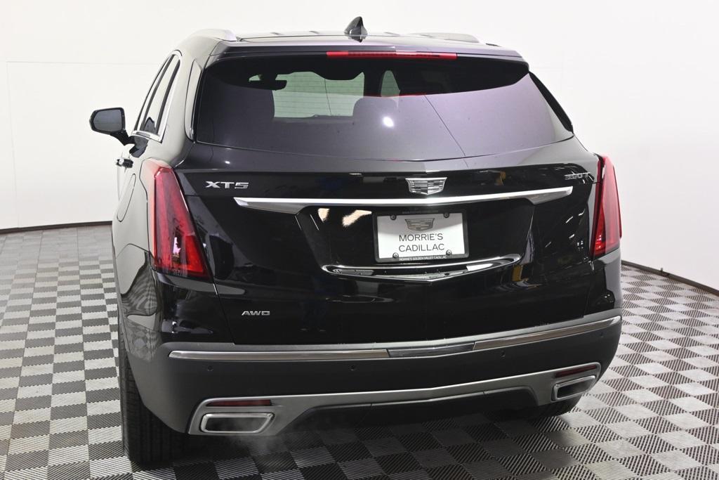 new 2025 Cadillac XT5 car, priced at $57,664