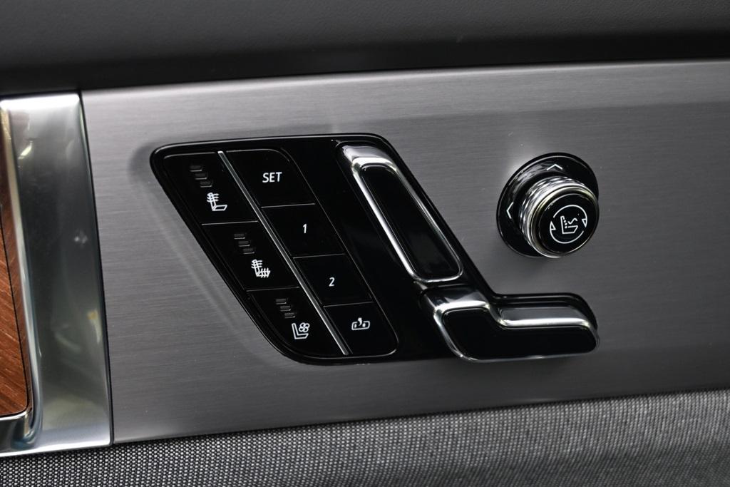 new 2026 Cadillac VISTIQ car, priced at $95,485