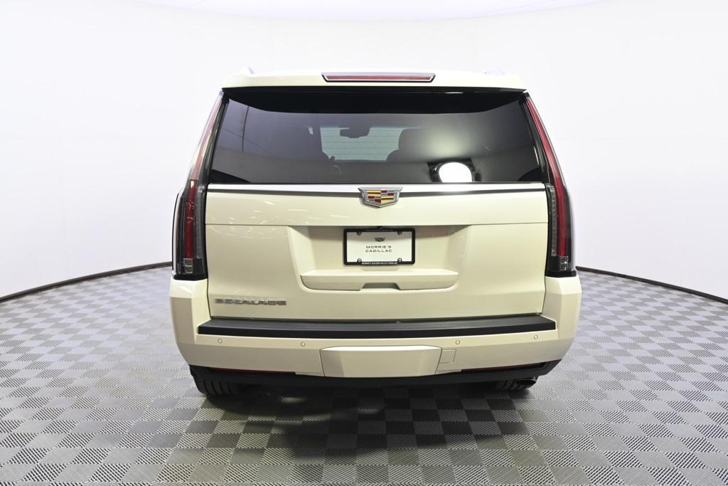 used 2015 Cadillac Escalade car, priced at $23,998