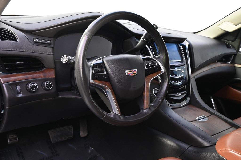 used 2015 Cadillac Escalade car, priced at $23,998