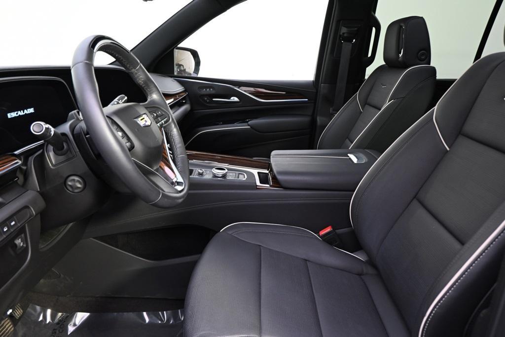 used 2023 Cadillac Escalade car, priced at $72,998